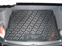 Коврик багажн.  Volkswagen Golf 5 HB (05-)   (РЕЗИНА)