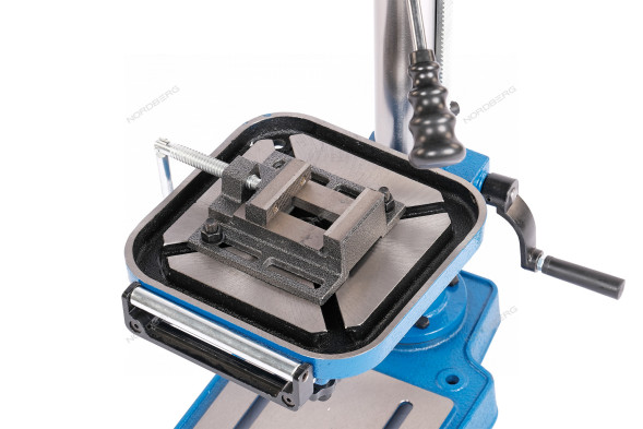 Станок сверлильный NORDBERG ND1651 (500 Вт, 16 мм, вариатор скорости, тиски)