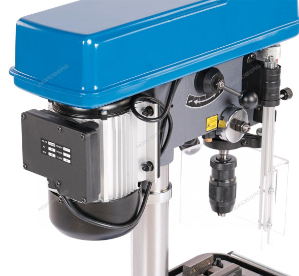 Станок сверлильный NORDBERG ND1651 (500 Вт, 16 мм, вариатор скорости, тиски)