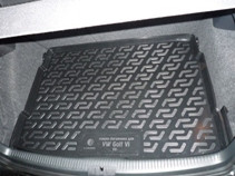 Коврик багажн.  Volkswagen Golf 6 HB (09-)   (РЕЗИНА)