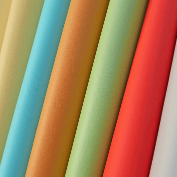 Очиститель COLOURLOCK для искусственной кожи Kunstleder Pflegeset, 1л. LZ-20051