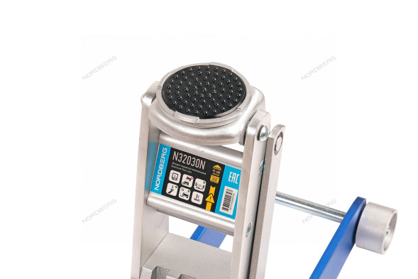 Облегченный алюминиевый домкрат NORDBERG N32030N (3 тонны)