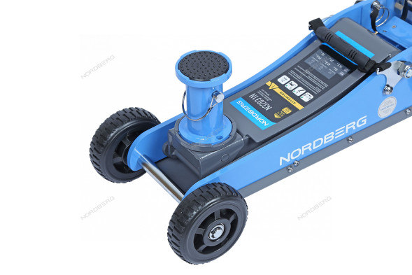 Домкрат подкатной NORDBERG N32031N c большими колесами