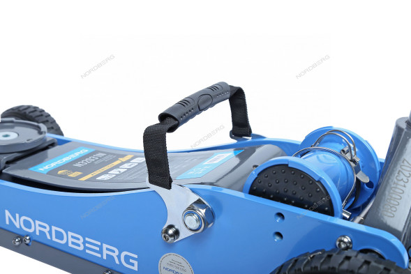 Домкрат подкатной NORDBERG N32031N c большими колесами