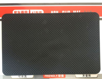 Коврик антискольз. на торпедо  Carlife, 19х12см, черный