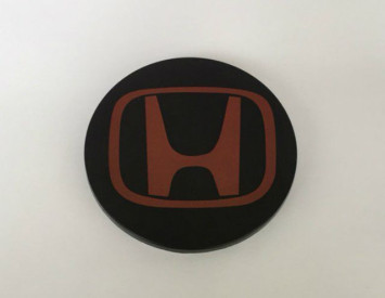 Заглушка (колпачок) на литой диск мод. HONDA  черный/красный  ( D68/D62)