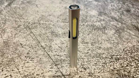 Фонарь аккумуляторный светодиодный NORDBERG 1915