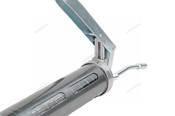 Шприц двухплунжерный NORDBERG NO2406 для густой смазки с окнами в тубе (400 мл) 