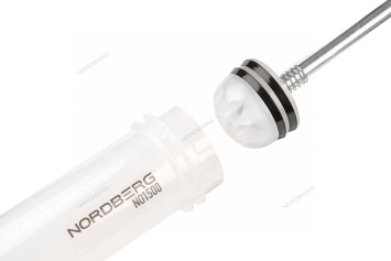 Пластиковый шприц для заливки масла NORDBERG NO1500 (1500 мл)