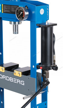 Напольный пресс NORDBERG N3620 с ручным приводом