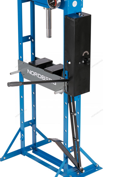 Напольный пресс NORDBERG N3615F с ножным приводом