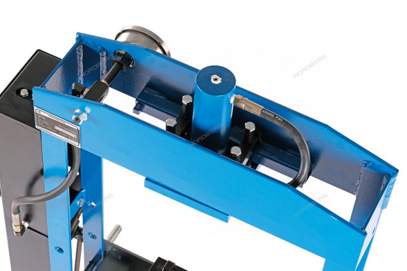 Напольный пресс NORDBERG N3615F с ножным приводом