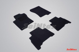 Коврики текстильн. Toyota Land Cruiser 150 2009-2013г. /компл.4шт./осн.резин./ LUX