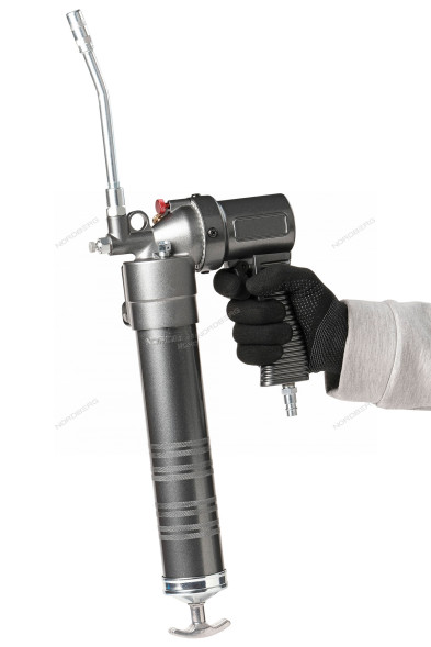 Шприц пневматический NORDBERG NO3402 для густой смазки с быстросъёмным соединением головки на тубу и поворотом рукоятки (400 мл) 