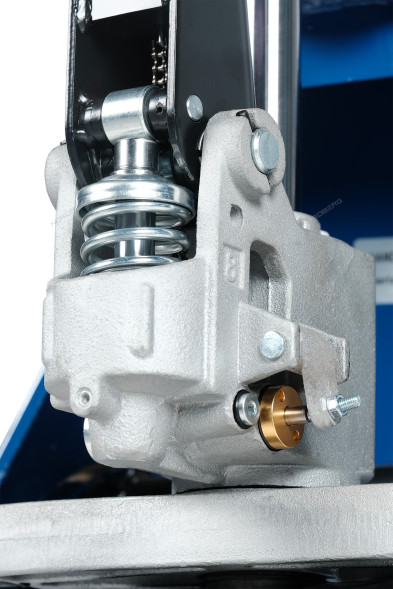 Усиленная тележка складская (рохла) гидравлическая NORDBERG N3901-25 с полиуретановыми колесами