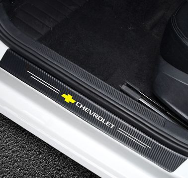 Наклейки защитные на пороги  карбон (60см-2шт; 40см-2шт.)  4шт.  CHEVROLET