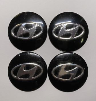 Этикетки на диски (метал)  диам. 56,5мм.  &quot;HYUNDAI&quot; черный  (4 шт.)