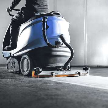 COSMO-CLEAN - Высококонцентрированный, слабощелочной безопасный очиститель для полов (11 л) 193011