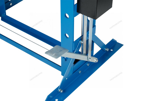 Напольный пресс NORDBERG N3650F с ножным приводом