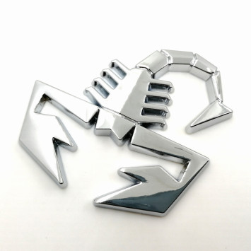 Наклейка 3D   Скорпион  (6,5x6,5см)  Хром