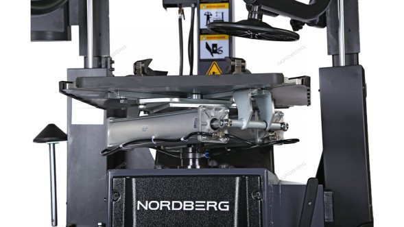 Автоматический шиномонтажный станок NORDBERG 4643ID с &quot;третьей рукой&quot;
