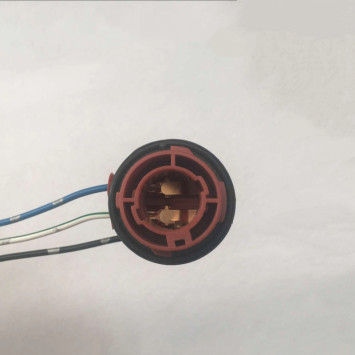 ЭТ Колодка соед. автолампы T25   стоп-сигнал 2 контакта (2 провода)  (цена за 1штуку)