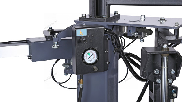 Суперавтоматический шиномонтажный станок NORDBERG 4637 с автоматической монтажной головкой