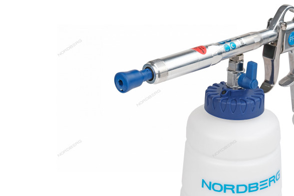 Моющий пистолет NORDBERG NP9009 с пластиковой вращающейся насадкой