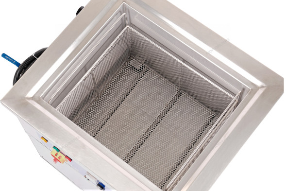 Ультразвуковая ванна NORDBERG NU1350DB с подогревом, дегазацией и аэрацией (135 л)