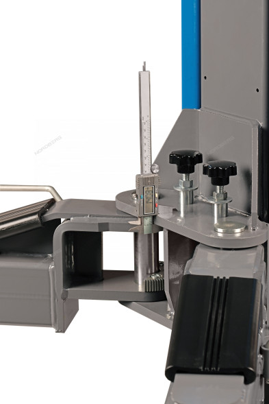 Двухстоечный подъемник Nordberg N4122HM-4T с верхней синхронизацией