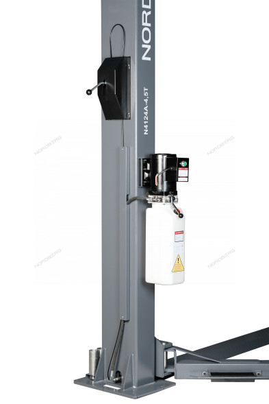 Двухстоечный подъемник NORDBERG N4124AM-4,5G с нижней синхронизацией