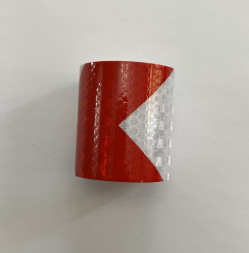 Отражатель лента на липкой основе 300см x 5см самоклей. бело-красный (полоса)