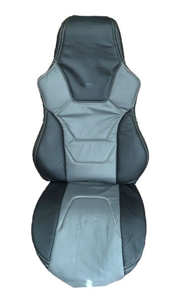 Авточехлы  Экокожа  Hyundai Solaris  седан  с 2010-2014г- черный-серый  (раздел.) PILOT  RECARO