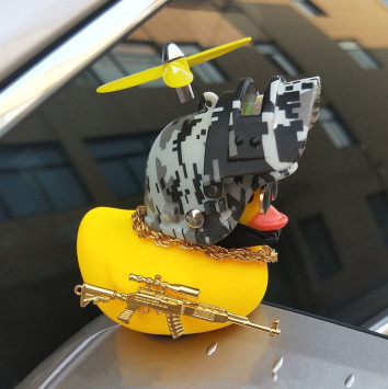 Игрушка на торпедо &quot;УТКА&quot; (сварщик с автоматом) пиксель серый  9см*7,5см