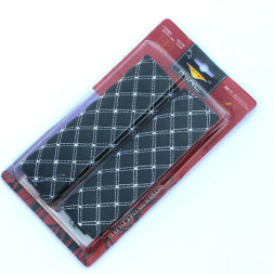 Накладка на ремень безопасности  экокожа черная с белой строчкой  (2шт.)