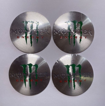 Этикетки на диски (метал)  диам. 56,5мм.  &quot;MONSTER ENERGY&quot; серебро  (4 шт.)