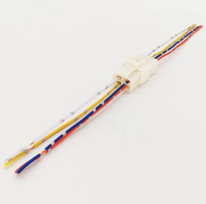 ЭТ Колодка соед. на четыре провода, сечение 0,85, длина 110мм