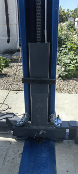 Подъемник двухстоечный APO-40C с нижней синхронизацией