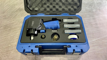 Пневмогайковерт ударный укороченный NORDBERG NP14075K в кейсе (1/2&quot;, 680 Нм)