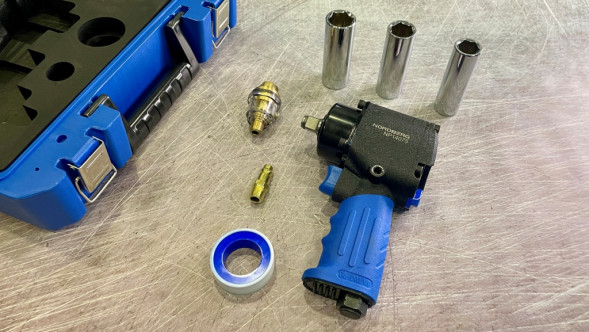 Пневмогайковерт ударный укороченный NORDBERG NP14075K в кейсе (1/2&quot;, 680 Нм)