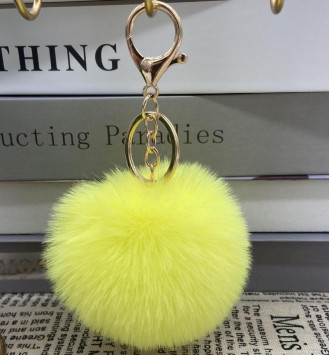 Брелок меховой шар  (1 кольцо+ карабин) 8см, желтый
