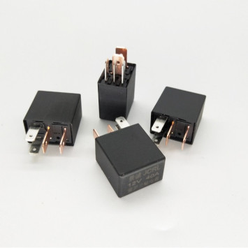 ЭТ Реле 24В 4 контакта, черный корпус, 40A (вентилятор кондиционер масляный насос реле фар)