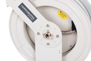 Гибридный воздушный шланг NORDBERG HR1215HPVC c двойным армированием на стальной катушке (12,5х19 мм, 15 м)