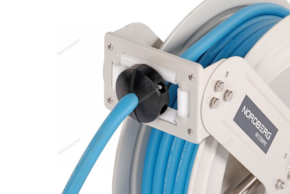 Гибридный воздушный шланг NORDBERG HR1220HPVC c двойным армированием на стальной катушке (12,5х19 мм, 20 м)