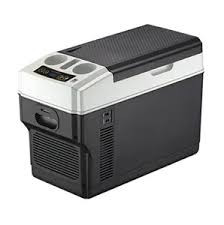 Холодильник 26л.  Carlife  12/24/220V размер внеш.55*29*38мм, размер камеры 35*22*31cм