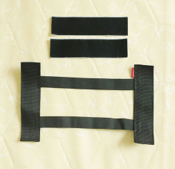 Сетка для фиксации багажа  Carlife   "для ниш" (32-20см)