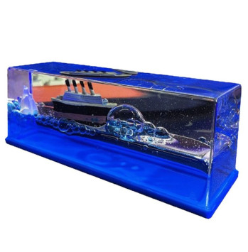 Игрушка на торпедо Титаник плавающий