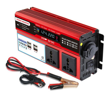 Преобраз. напряжения Carlife 12-220V 500W, две розетки, 4 USB, вольтметр (пиковая 1000W)