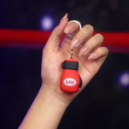 Брелок  "Боксерская перчатка" (1 кольцо) Красная