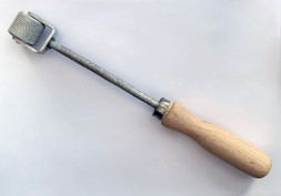 Валик для шумоизоляции  25мм  (длина 29см)